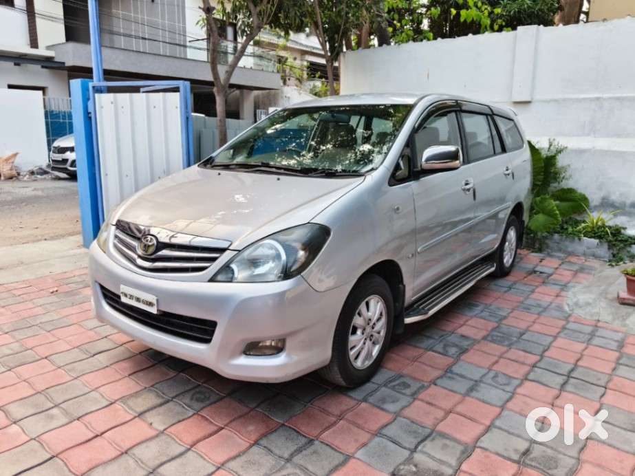 Toyota Innova 2.5 Vx 8 Str, 2011, Diesel