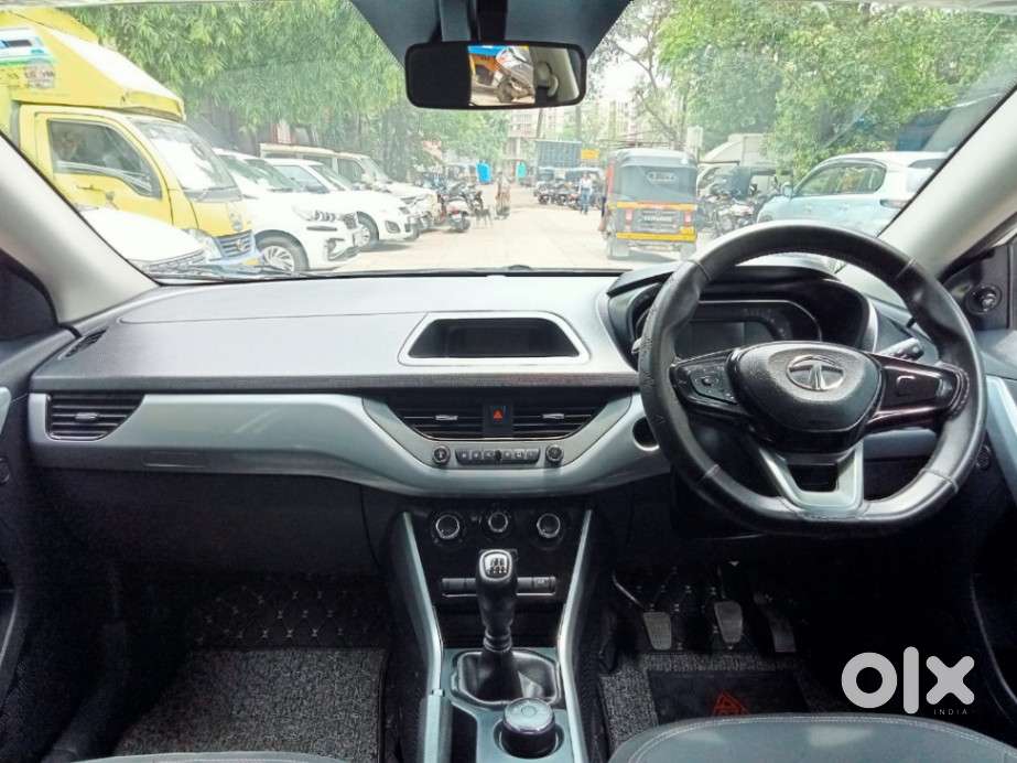 Tata Nexon 1.5 Revotorq Xm (s), 2023, Petrol