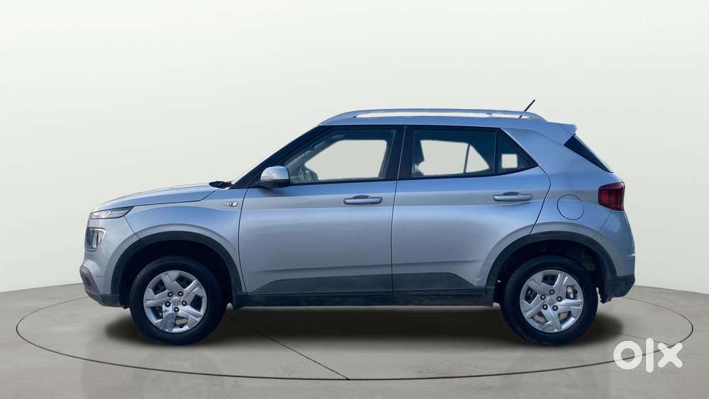 Hyundai Venue S, 2021, Petrol