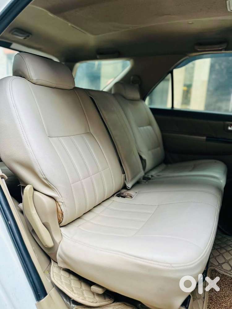 Toyota Fortuner 3.0 4x2 Automatic, 2012, Diesel