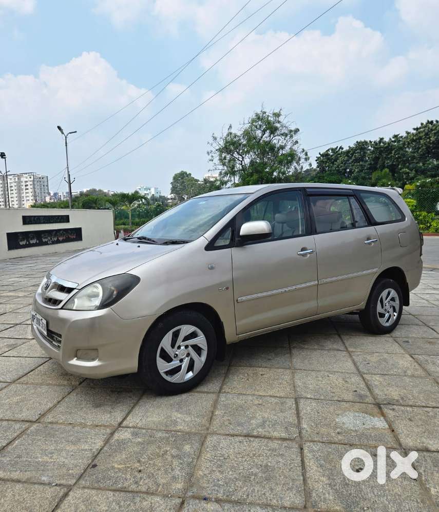 Toyota Innova 2.0 Vx 8 Seater Bs Iv, 2007, Diesel