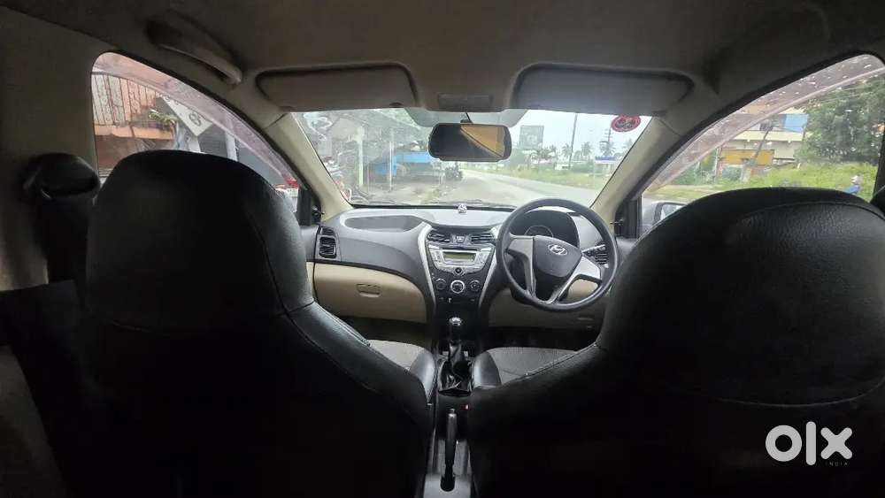 Hyundai Eon Sportz 2012