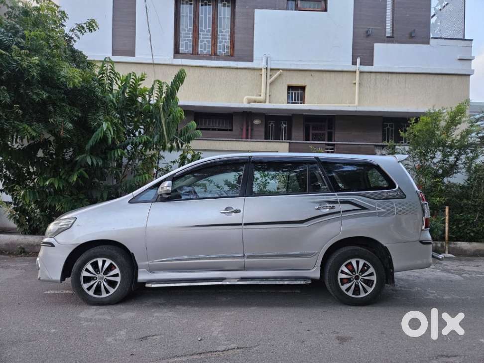Toyota Innova 2.5 G (diesel) 7 Seater, 2015, Diesel