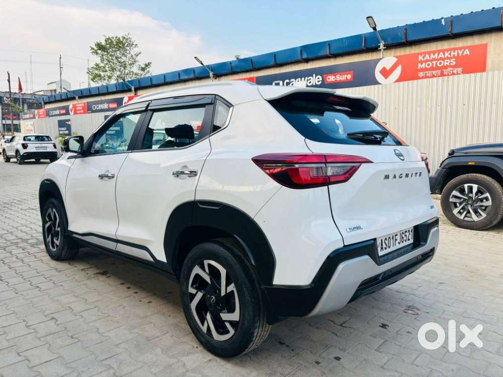 Nissan Magnite 1.0 Xv Premium Turbo Cvt, 2022, Petrol