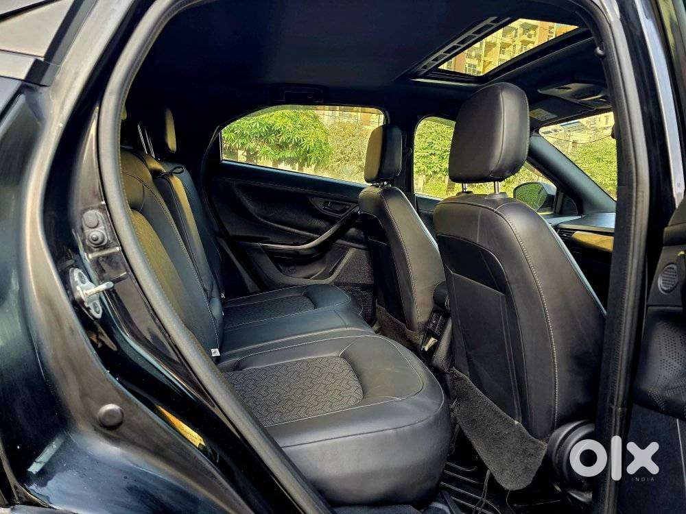 Tata Nexon 1.2 Revotron Xza Plus (o) Amt, 2022, Diesel