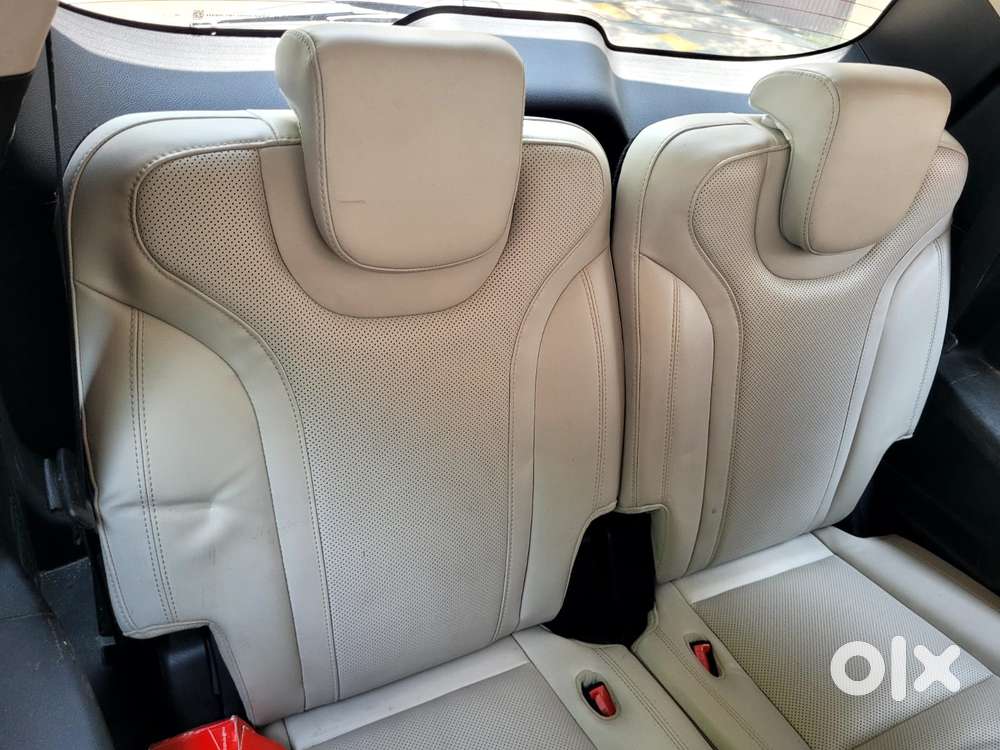 Mahindra Xuv700 2.2 Ax 7 Diesel Mt Luxury Pack Str, 2024, Diesel