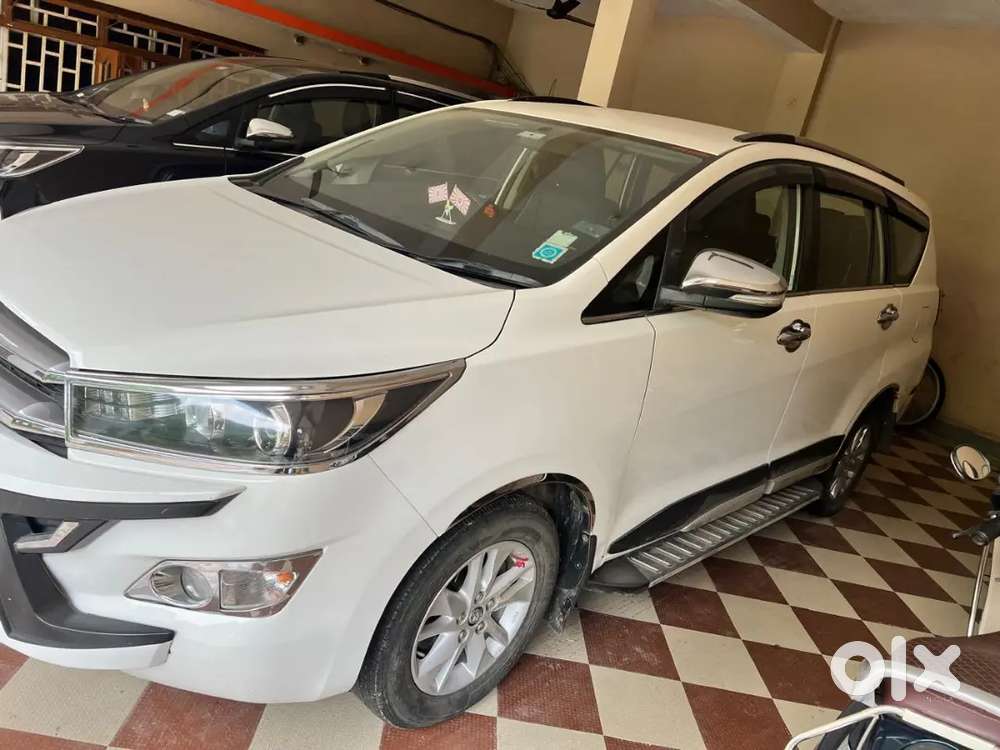 Toyota Innova Crysta 2017