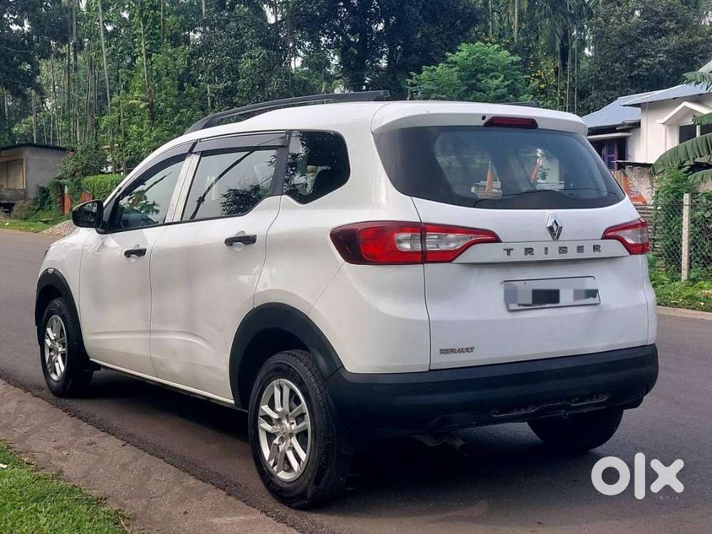 Renault Triber Rxl, 2021, Petrol