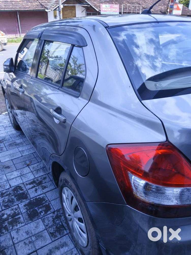 Maruti Suzuki Swift Dzire 1.2 Vxi Bsiv, 2015, Petrol