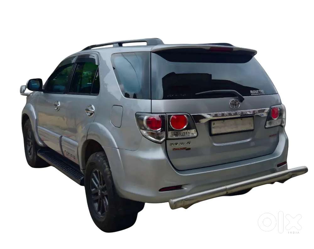 Toyota Fortuner 2015