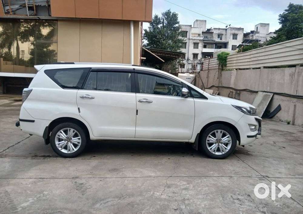 Toyota Innova Crysta 2.8z Automatic, 2018, Diesel