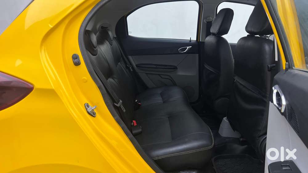 Tata Tiago Xza, 2020, Petrol