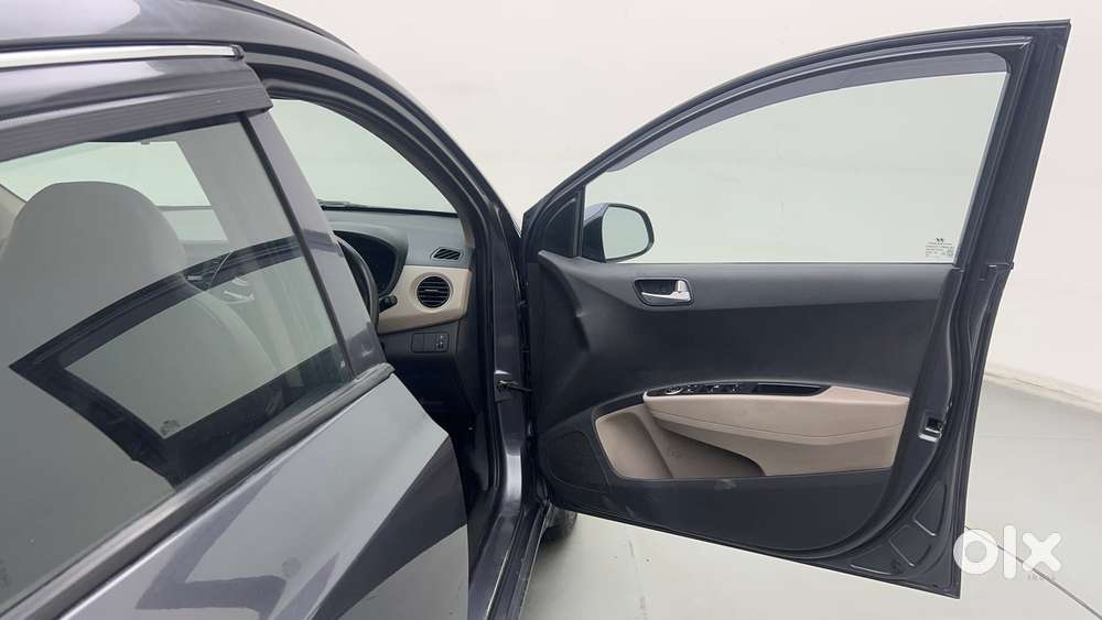 Hyundai Grand I10 1.2 Kappa Sportz, 2016, Petrol
