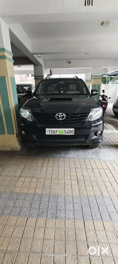 Toyota Fortuner 3.0 2015