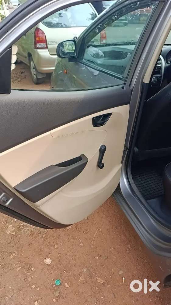 Hyundai Eon 2013 Petrol Well Maintained