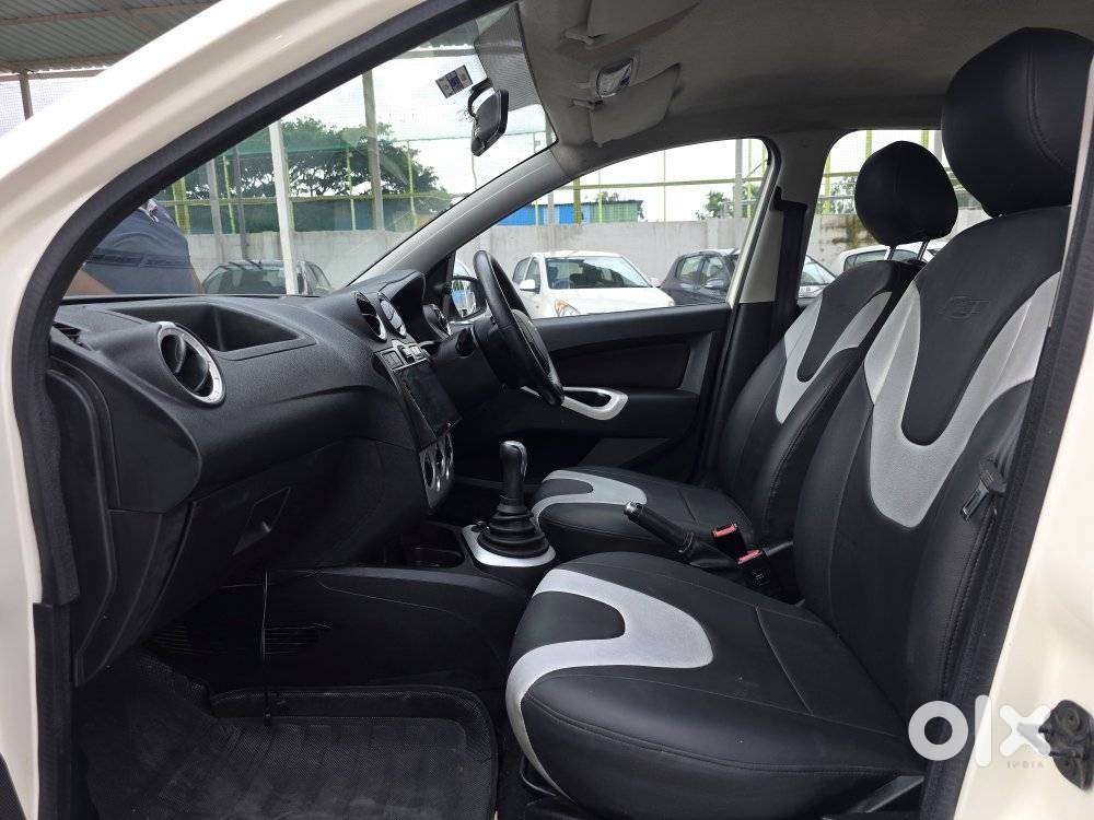 Ford Figo, 2010, Petrol
