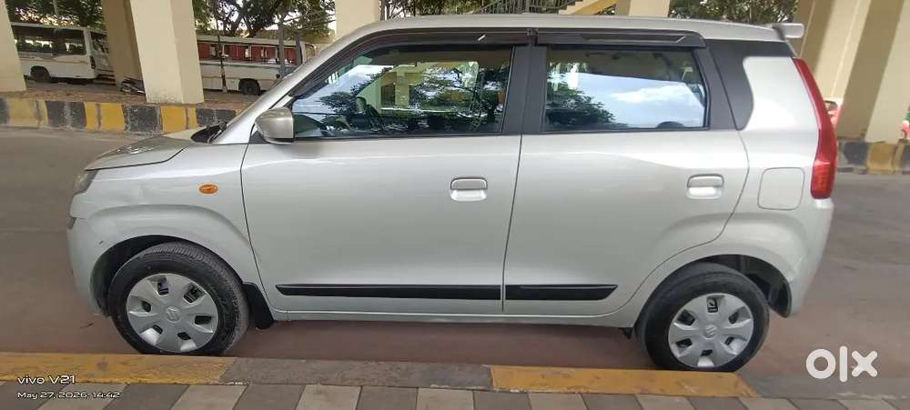 Maruti Suzuki Vxi (o)ags 1.2l All Showroom Maintain