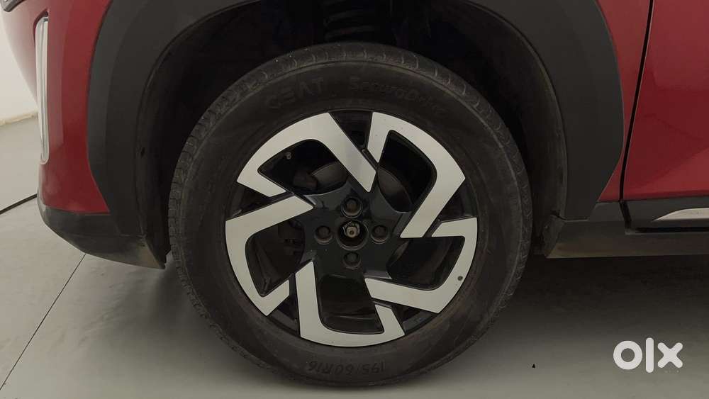 Nissan Magnite 1.0 Xv Premium Turbo Cvt (o) Dual Tone, 2022, Petrol