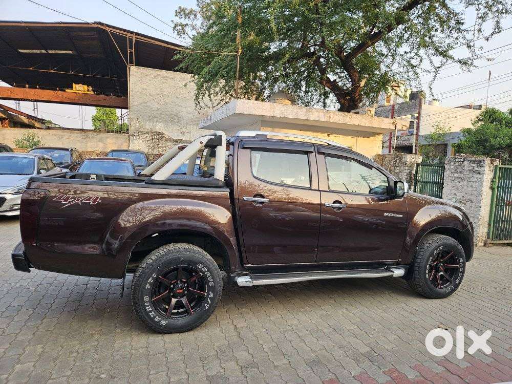 Isuzu D-max V-cross 4x4, 2018, Diesel