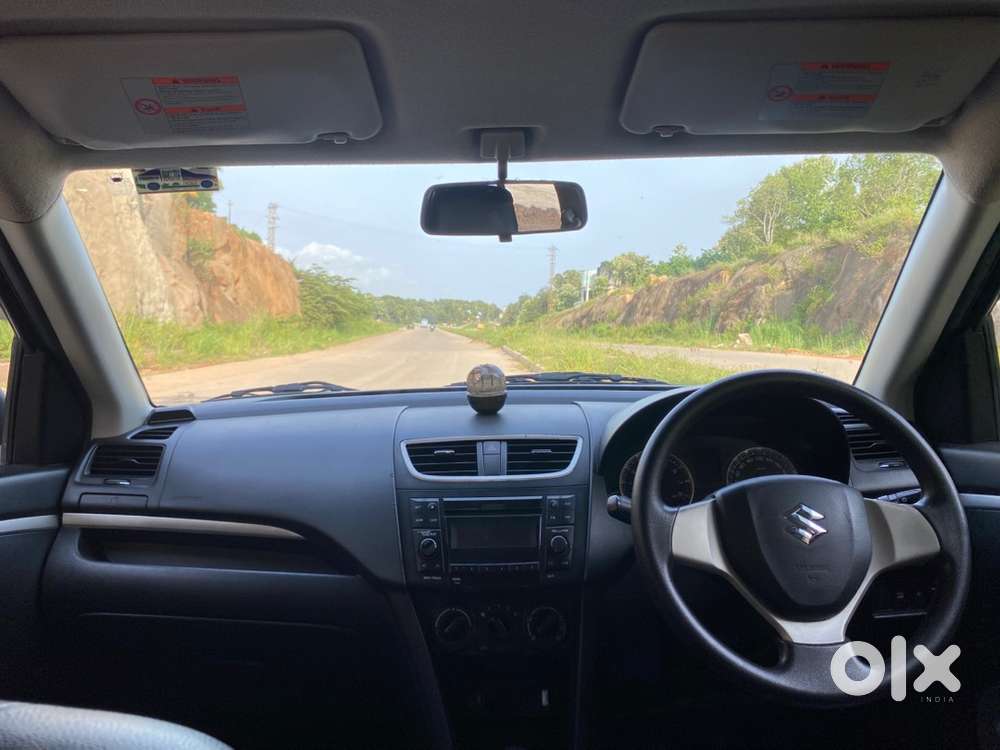 Maruti Suzuki Swift Vxi 2017