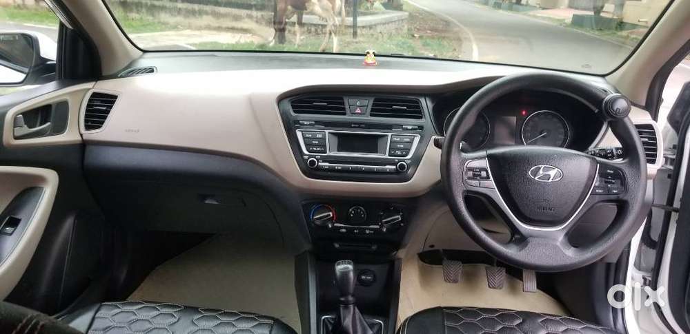 Hyundai I20 Sportz 1.2 Bs-iv, 2018, Petrol