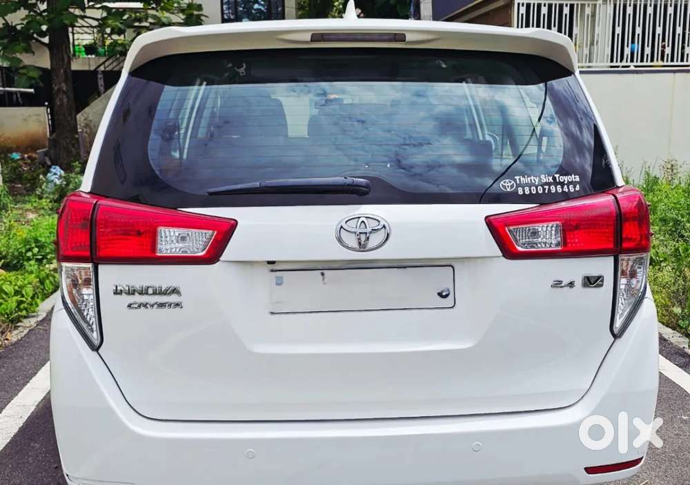 Toyota Innova Crysta 2.4 V 7 Str, 2018, Diesel