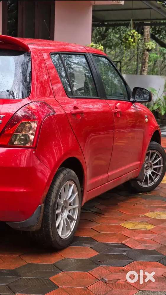 Maruti Suzuki Swift [vdi]2010