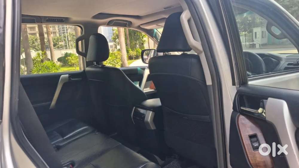 Toyota Land Cruiser Prado Vx L, 2011, Diesel