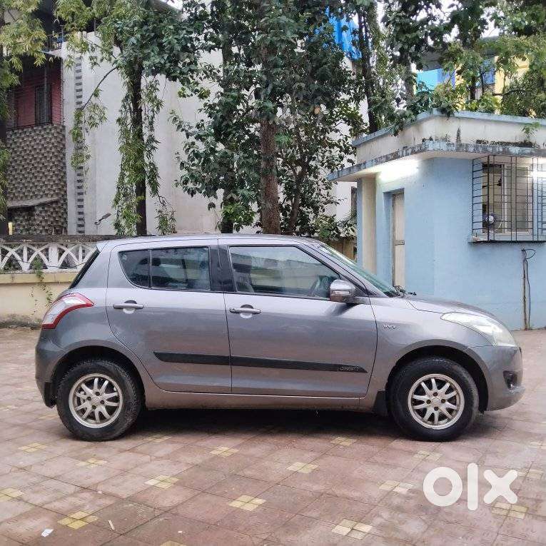 Maruti Suzuki Swift Vxi 1.2 Abs Bs-iv, 2012, Petrol