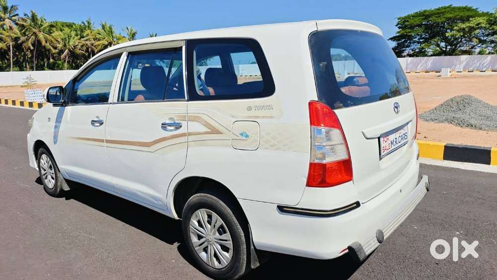 Toyota Innova 2.5 G (diesel) 8 Seater, 2016, Diesel