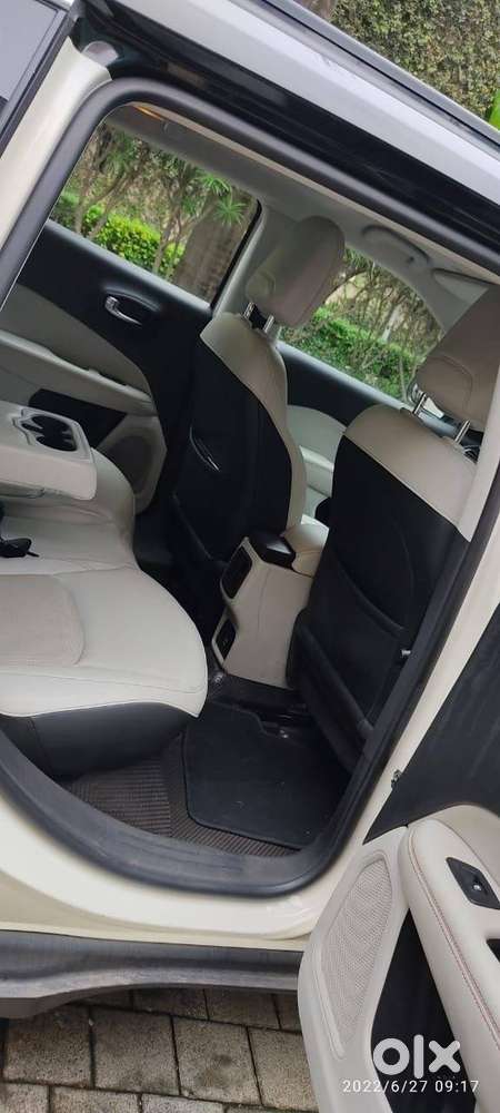 Pristine Jeep Compass Limited(o) 2.0 Diesel - Clean 2-driver History