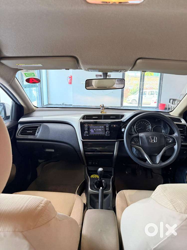 Honda City 1.5 V 4th Gen I-vtec Mt, 2016, Petrol
