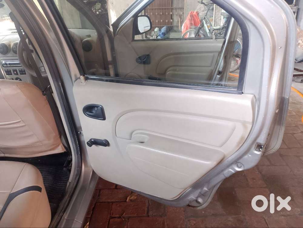 Mahindra Renault Logan .