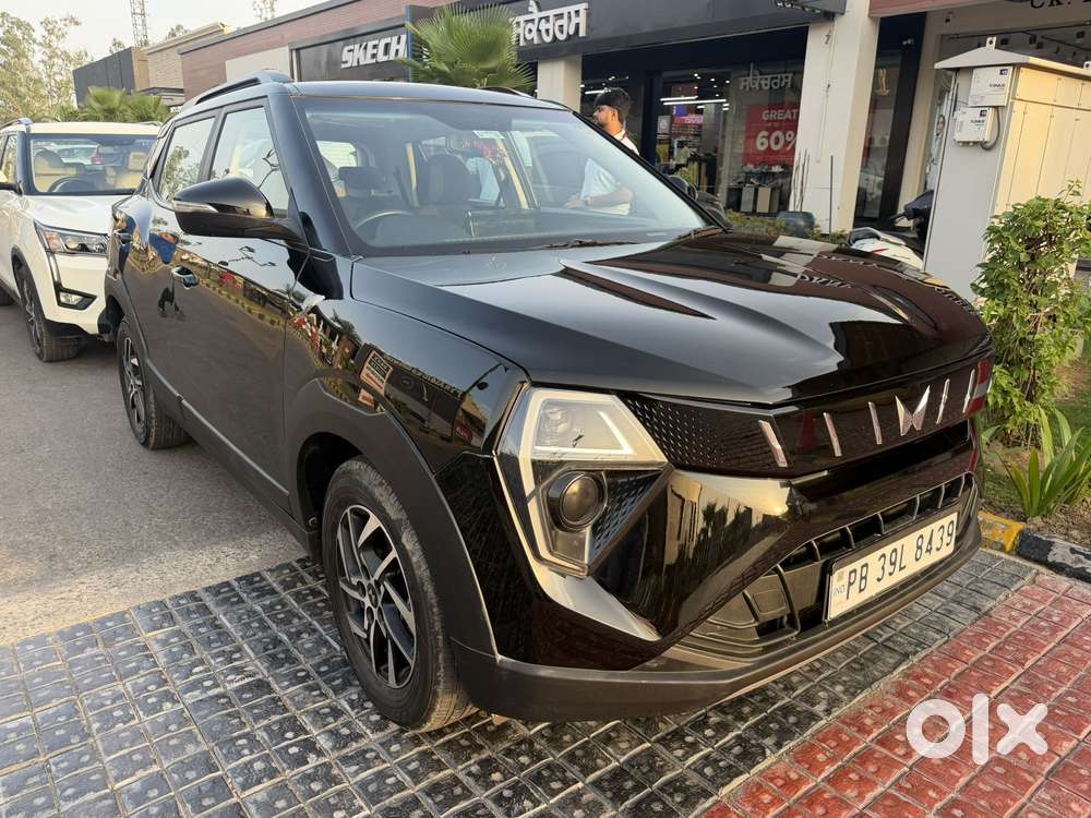 Mahindra Xuv 3xo Ax5 1.5 Diesel Autoshift Plus, 2024, Diesel