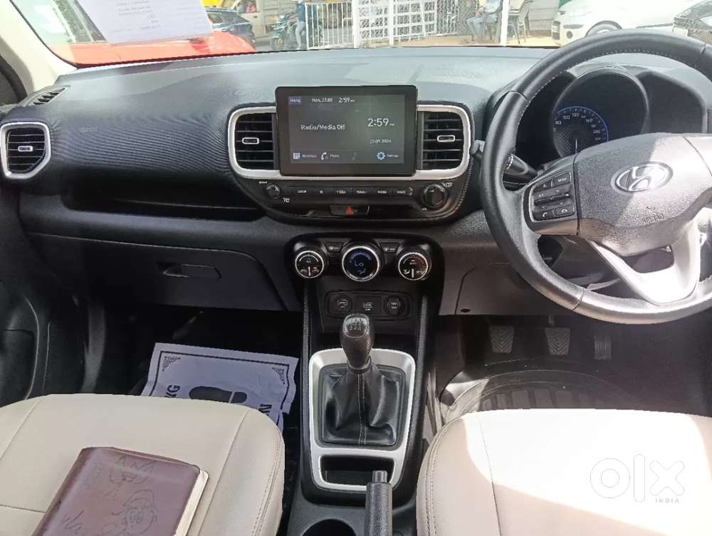 Hyundai Venue 1.2 S Plus, 2020, Petrol