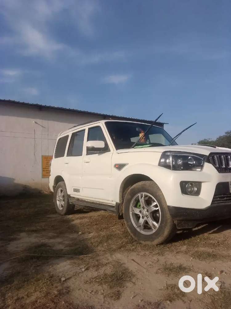 Mahindra Scorpio Classic 2017 Diesel Manual
