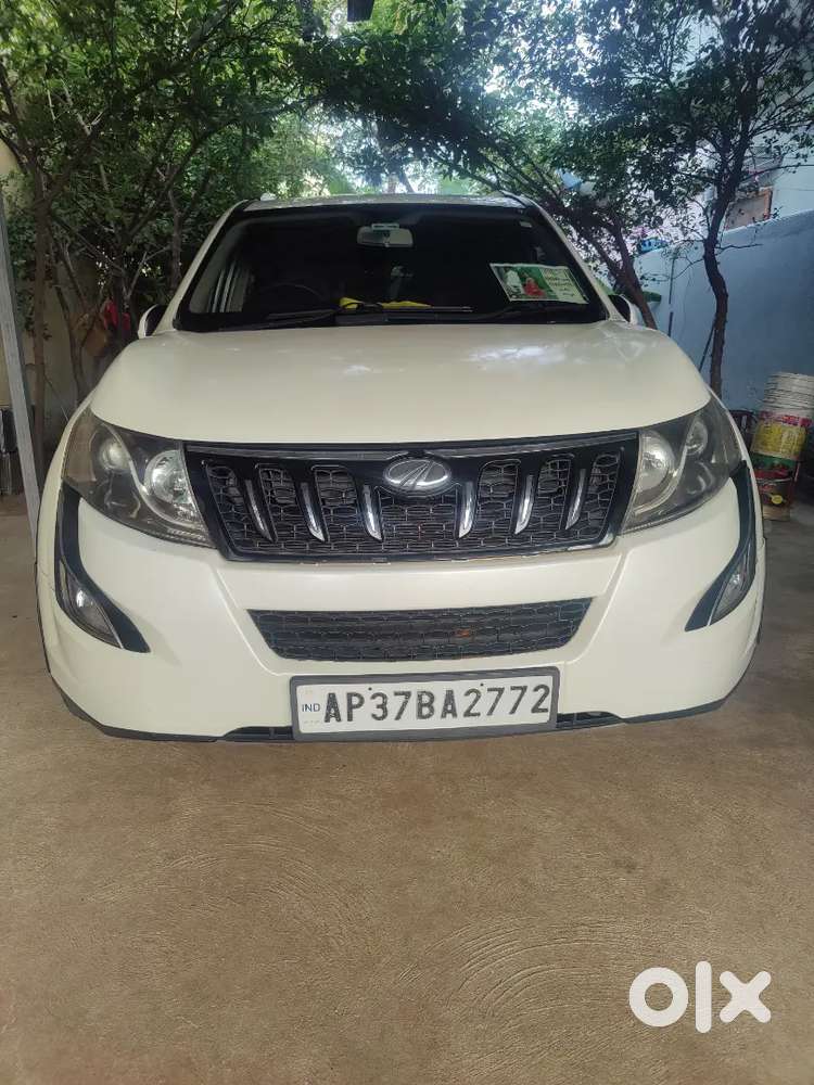 Mahindra Xuv500 Diesel 2016 With 114500 Km