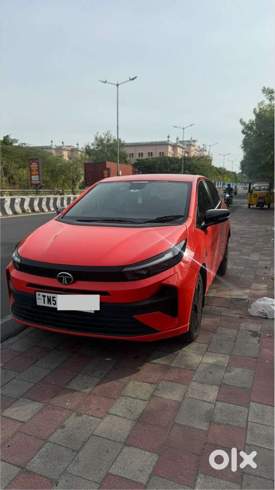 Tata Altroz Petrol Manual 2025