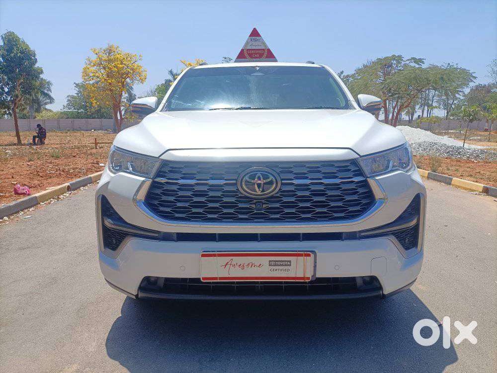 Toyota Innova Hycross 2.0 Zx Hybrid 7 Str, 2023