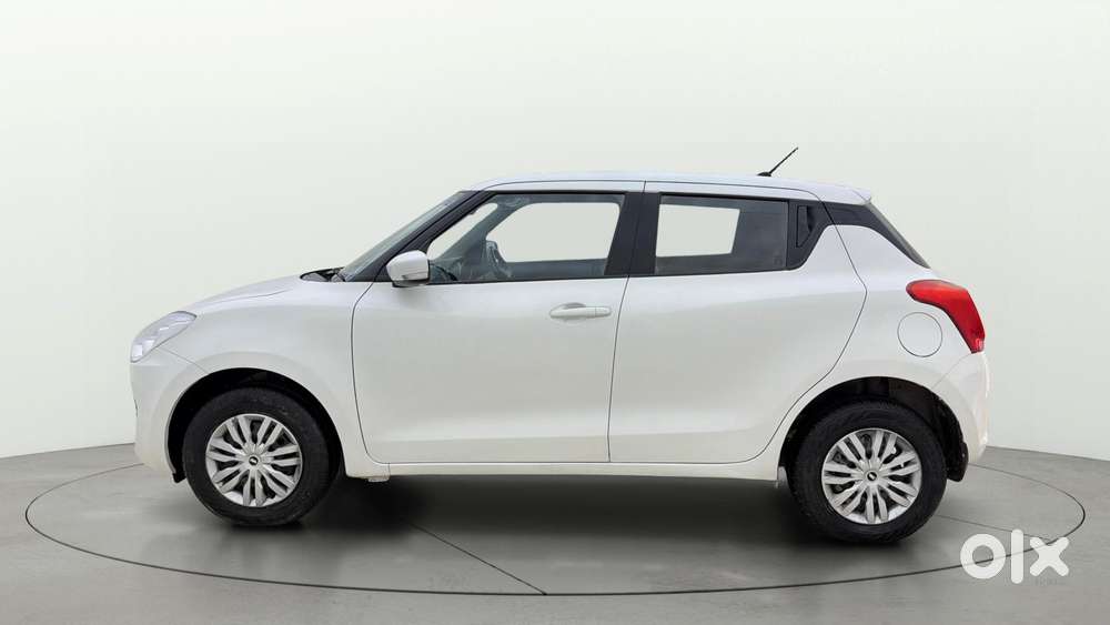 Maruti Suzuki Swift Amt Vxi, 2022, Petrol
