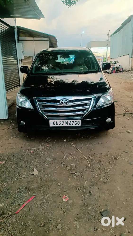 Toyota Innova 2010