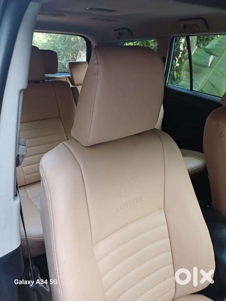 Toyota Innova 2017 Diesel 180000 Km Driven