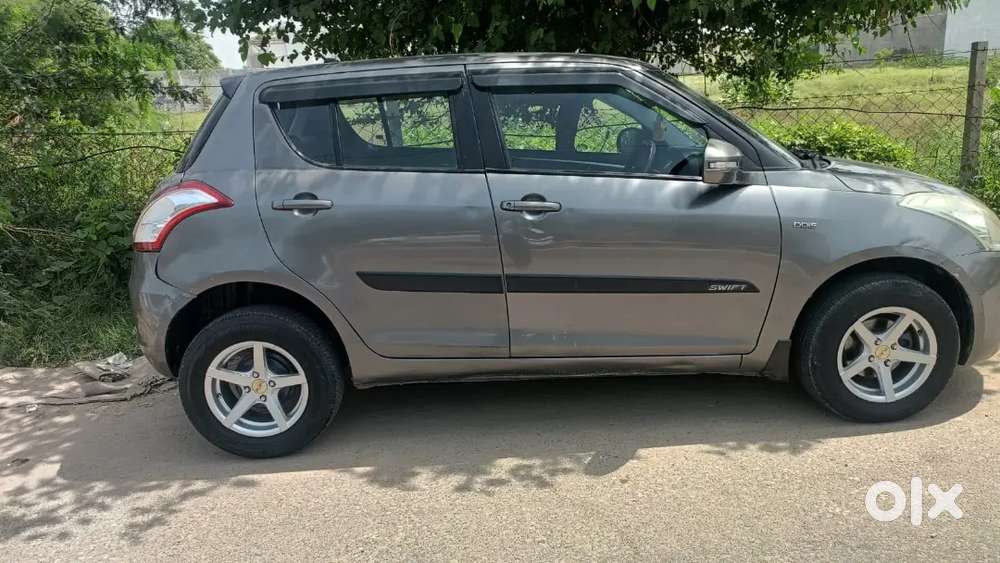Maruti Suzuki Swift Vdi Dec 2012 Diesel 139000 Km Driven