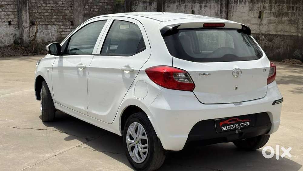 Tata Tiago 1.2 Revotron Xt (o), 2017, Petrol