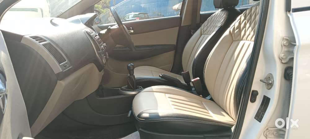 Hyundai I20 Magna 1.2 Mt, 2012, Petrol