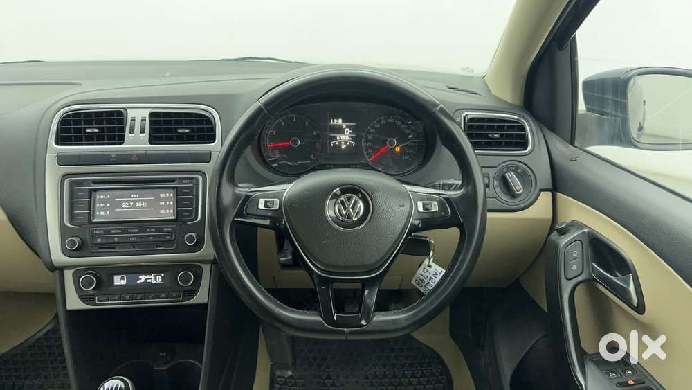 Volkswagen Polo 2009-2013 Petrol Highline 1.2l, 2015, Petrol