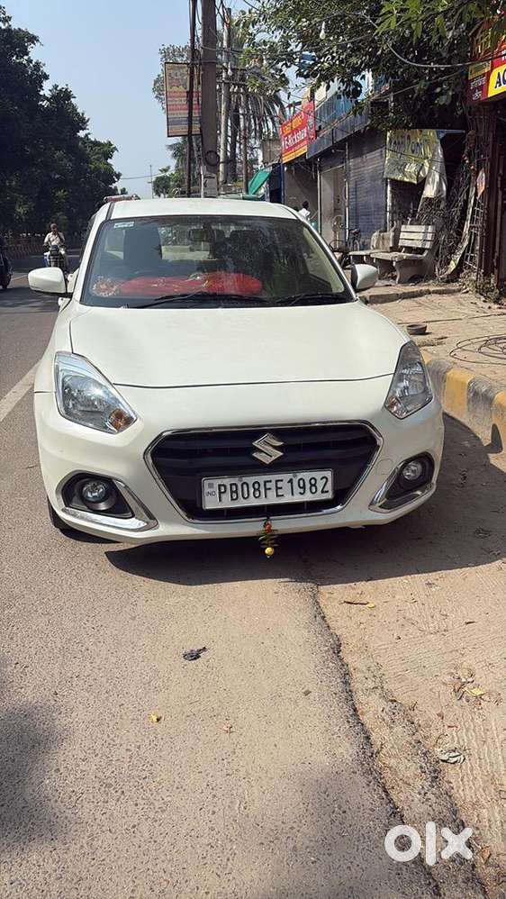 Maruti Suzuki Dzire 2023 Petrol Well Maintained