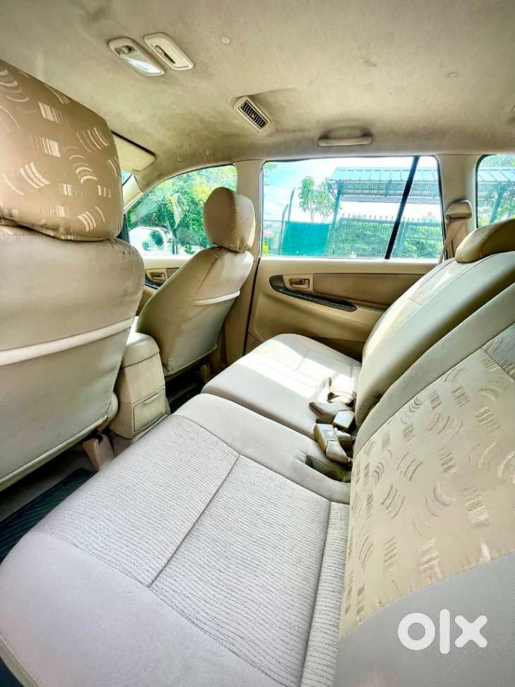 Toyota Innova 2.5 G (diesel) 7 Seater, 2005, Diesel