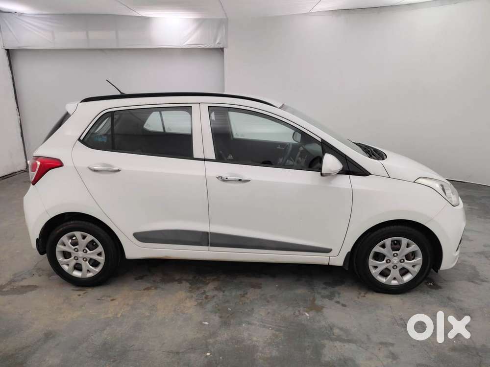 Hyundai Grand I10 [ ] 1.2 Kappa Vtvt Sportz At, 2013, Petrol