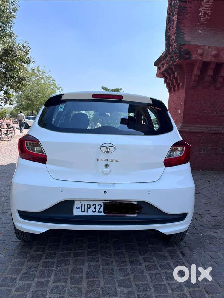 Tata Tiago Petrol Manual 2024
